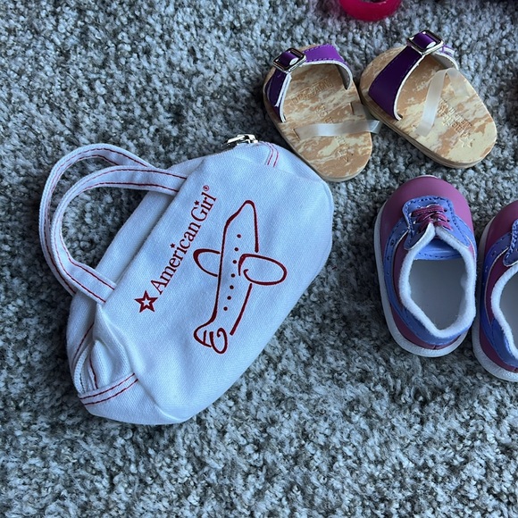 American Girl Clothing & Accessories Lot - Picture 2 of 10